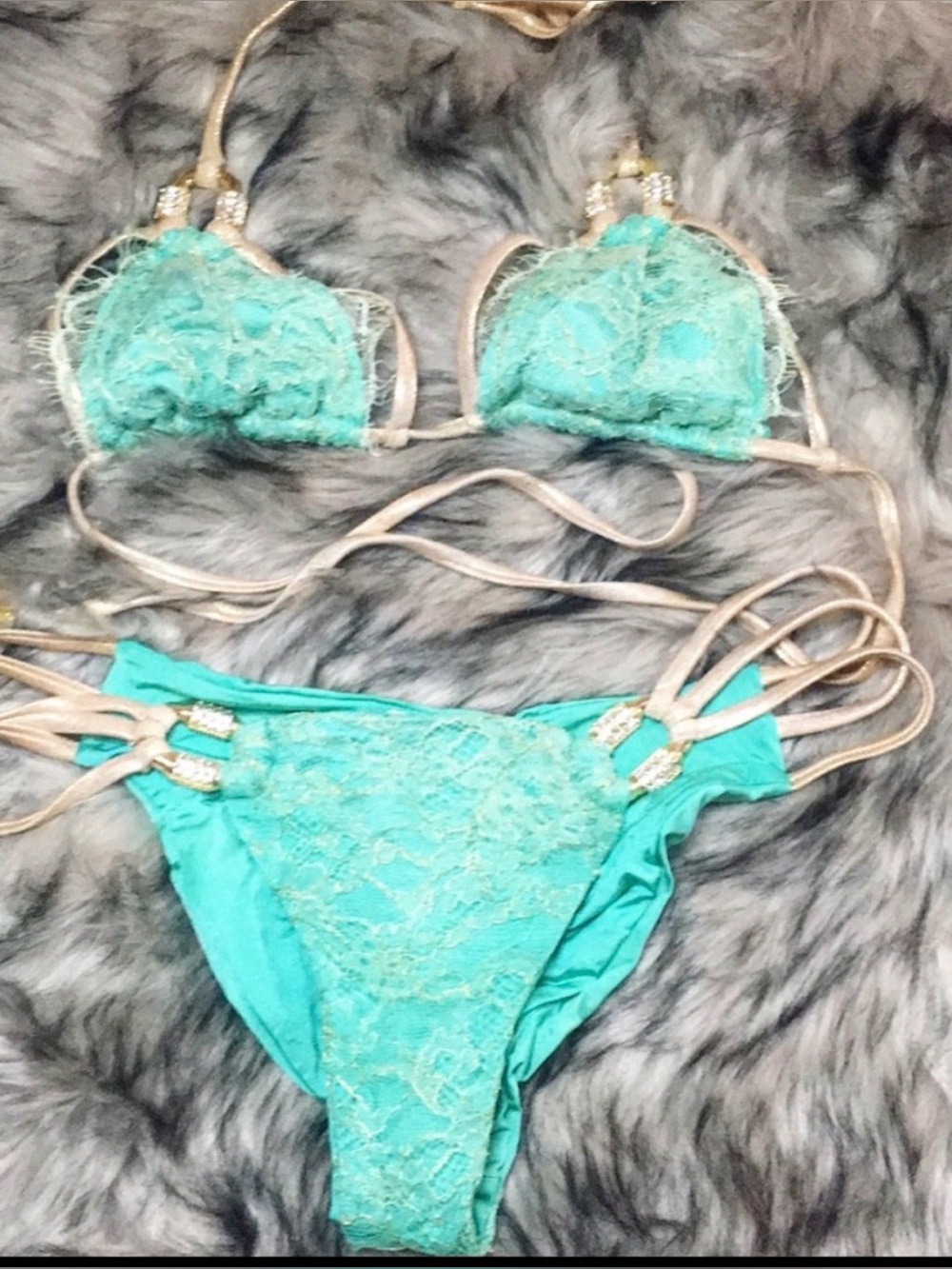RARE Mint Beach Bunny Madagascar Mint Bikini Set
